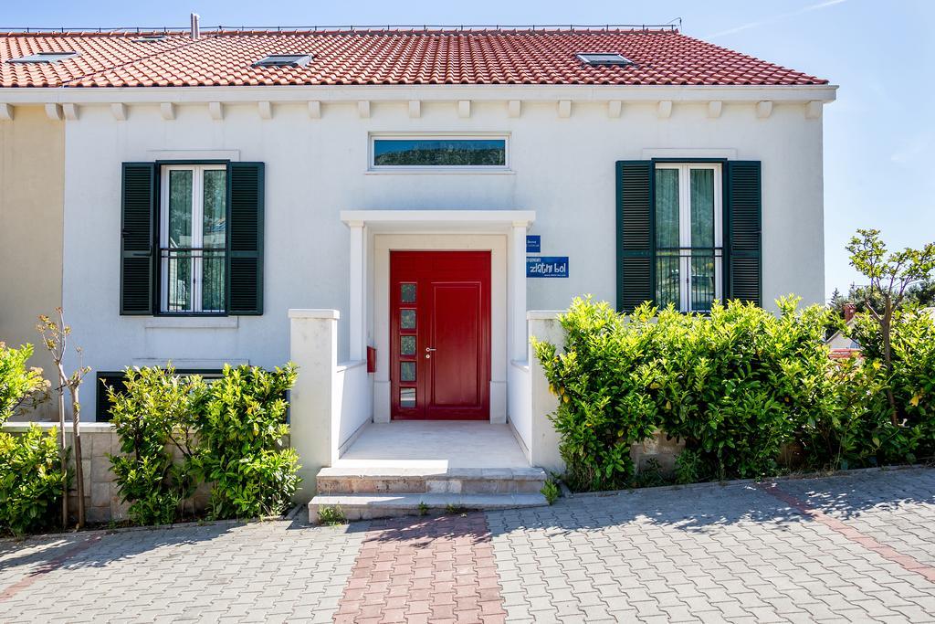 Zlatni Bol Apartments エクステリア 写真