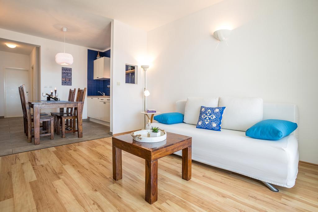 Zlatni Bol Apartments エクステリア 写真