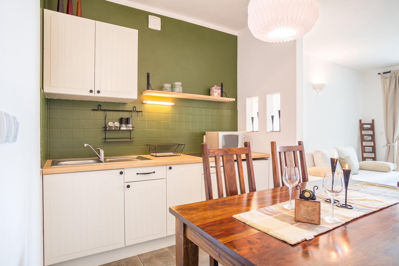 Zlatni Bol Apartments エクステリア 写真